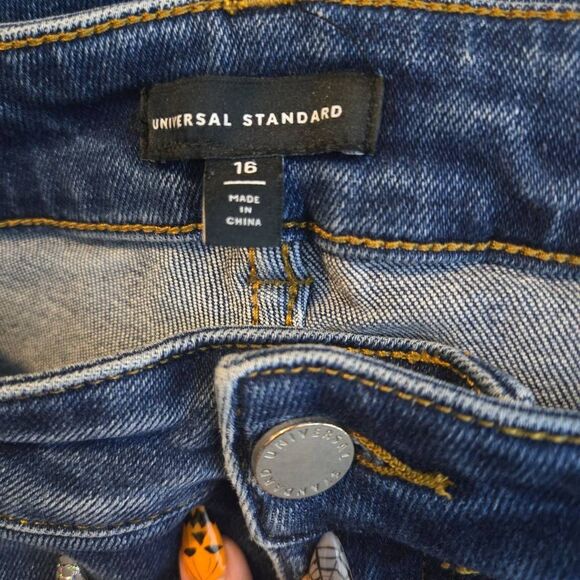 Universal Standard Etta High Rise Straight Leg Jeans Size 16 - Picture 5 of 5